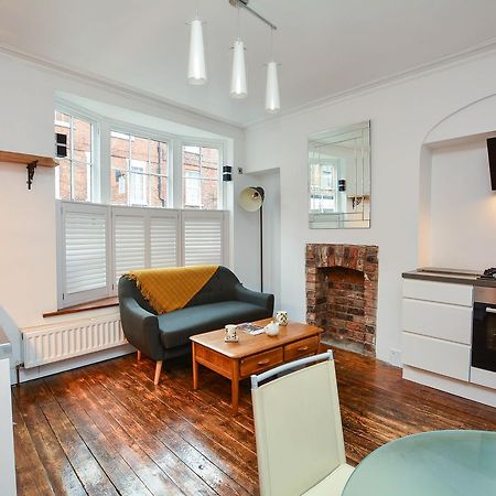 The Location- 1 Free Private Parking Space - 60 Second Walk 2 Minster! York Esterno foto